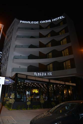 Hotel Privil�ge Oasis H�tel