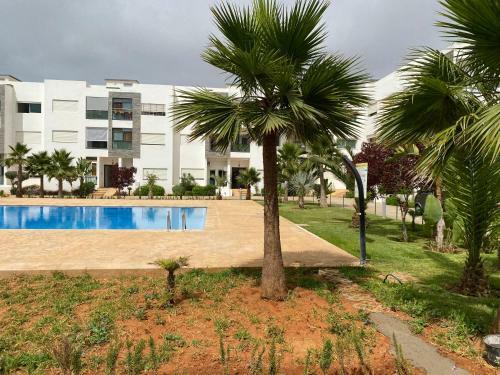 Apartamento Lovely 4-bedroom Condo With Pool