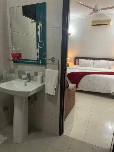 3-bedroom Apartment By Mas