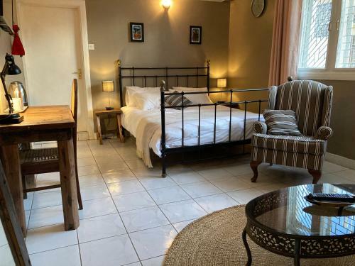 The Place To B&B - The Poolhouse