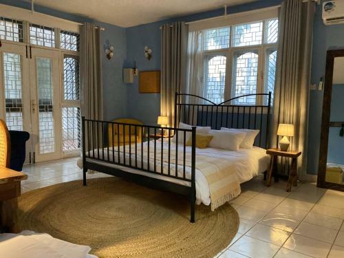 The Place To B&B - The Poolhouse