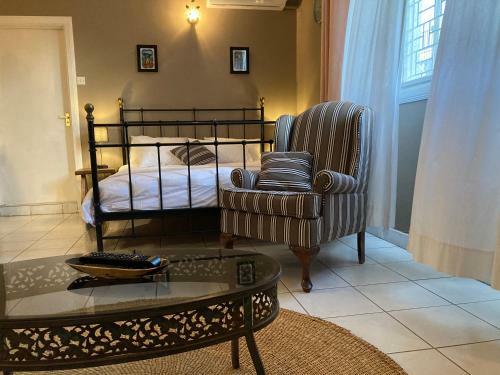 The Place To B&B - The Poolhouse