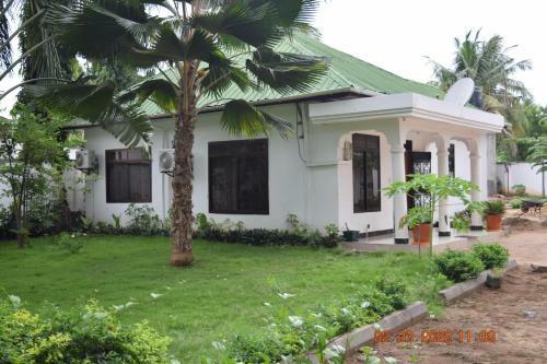 Inviting 2-bed Apartment In Dar Es Salaam