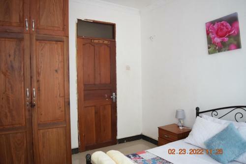 Inviting 2-bed Apartment In Dar Es Salaam