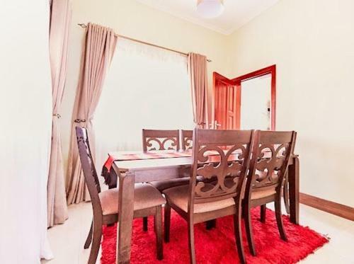Km Apartments