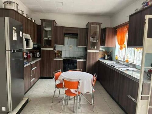 Cheerful 4 Bedroom Villa With Pool