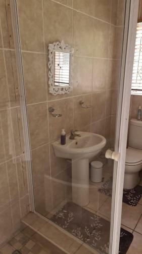 Hostal Victoria Oaks Beaufort West Guesthouse