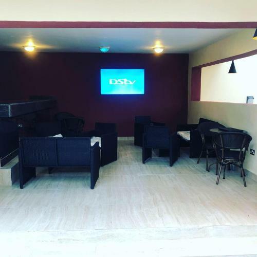 Luxury 2 Bedroom Apartment Away From Home