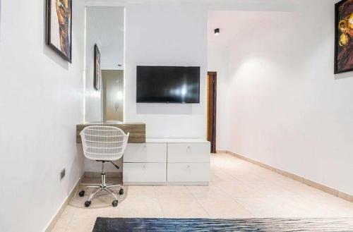 Luxury 2bedroom Apartment With Pool