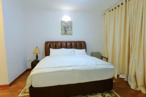 The Grandeur Apartment