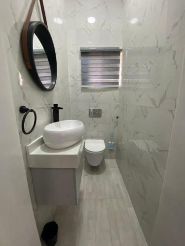 Lovely 2-bedroom Serviced Apartment With Pool In Lekki Phase 1