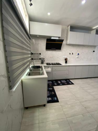 Lovely 2-bedroom Serviced Apartment With Pool In Lekki Phase 1