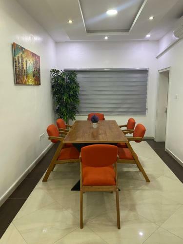 Lovely 2-bedroom Serviced Apartment With Pool In Lekki Phase 1