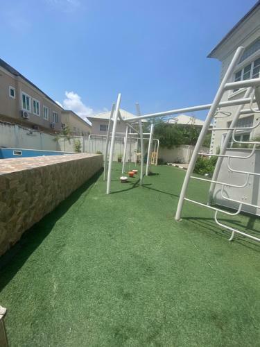 Lovely 2-bedroom Serviced Apartment With Pool In Lekki Phase 1
