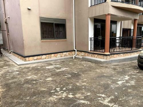 Cozy 2-bedroom Apartment Within City Limits.