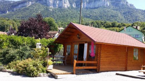 Les Chalets De Pertuis