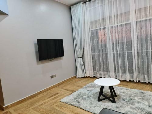 Unia Fancy Flats 3 Bed Room Apartment- Flat 2