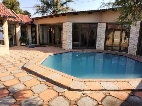 Cheerful Family Holiday Home