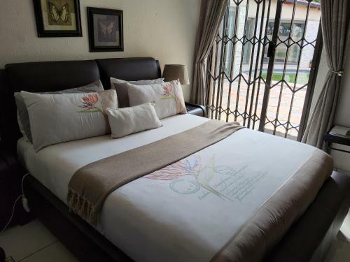 Cheerful Family Holiday Home