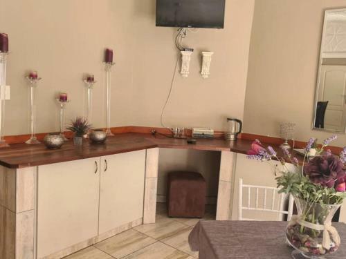Hostal Royal Villa Guesthouse