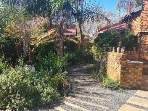 Hostal Royal Villa Guesthouse