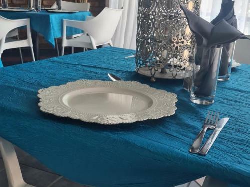Hostal Royal Villa Guesthouse