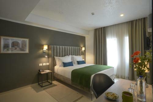 Apartamento Maia Hotel Suites