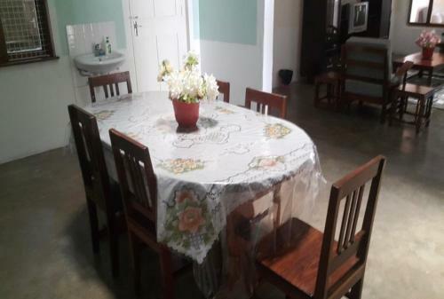 Serengeti House
