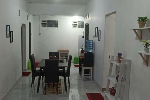 Homestay Omah Blunyah