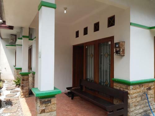 Raveena Homestay