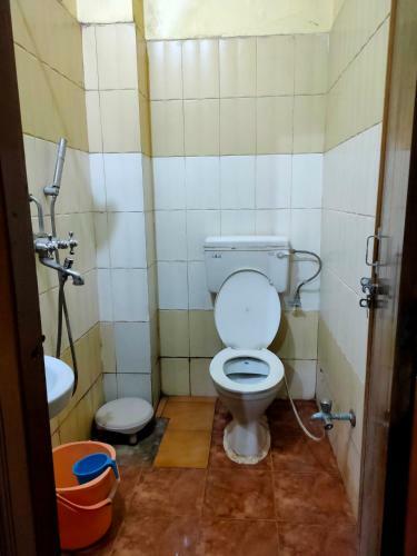 Hotel Priti Guest House By Wb Inn