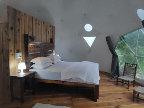 Glamping Tales By The Riverside