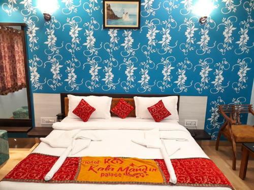 Hotel Kalamandir Palace