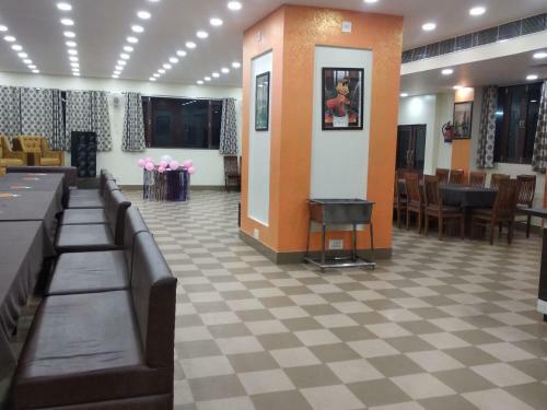 Hotel Kalamandir Palace