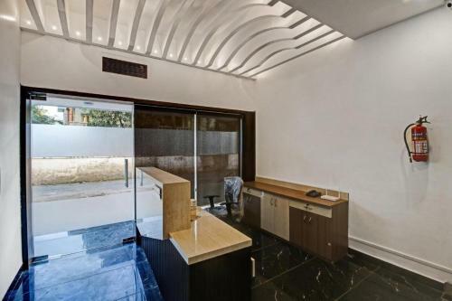 Hotel Four Petals