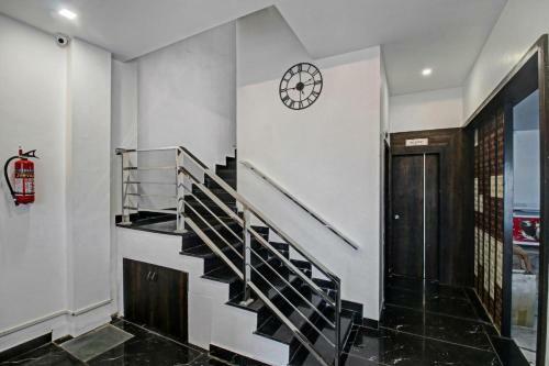 Hotel Four Petals
