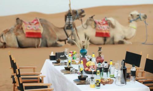 Dunhuang International Luxury Camping
