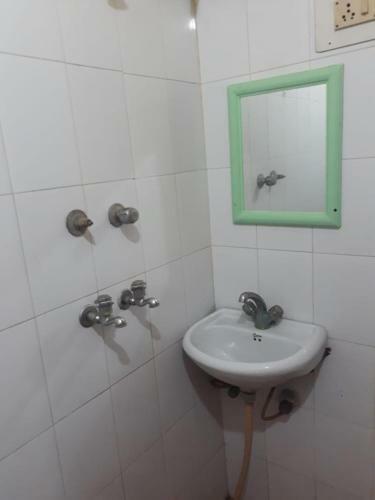 Hotel Puja Guest House By Wb Inn