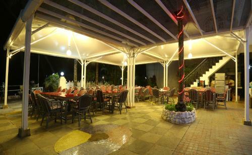 Hotel M Aples Jacks Place