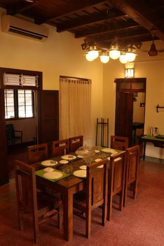 Kaithara Heritage Home Stay- Evergreen Home