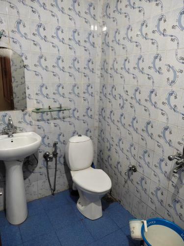 Hostal Tanisha Guest House