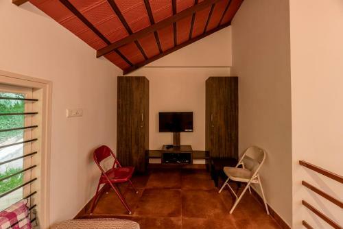 Mudita ,1br Amidst A Coffee Plantation By Roamhome