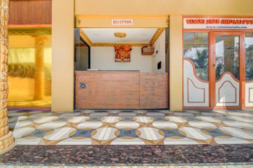 Oyo 67979 Hotel Hollywood Park