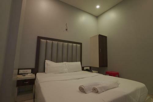 Hotel Royal Orbit By Wb Inn