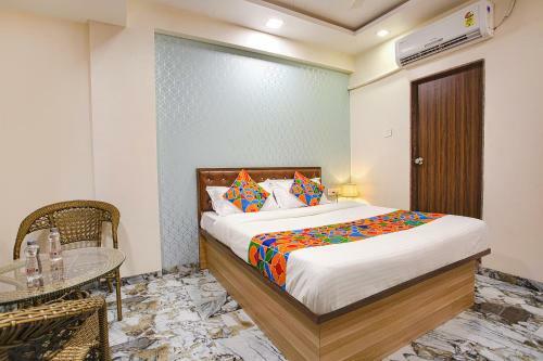 Fabhotel Golden Birds Lodging