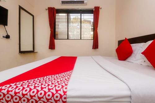 Oyo 60820 Hotel Diplomat