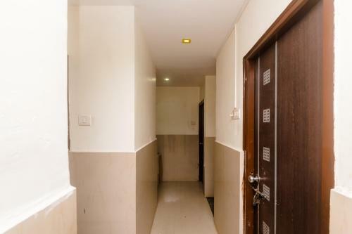 Oyo 60820 Hotel Diplomat