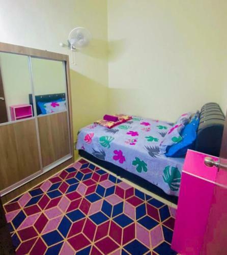 St2166 Arfa Homestay