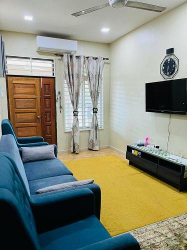 St2166 Arfa Homestay