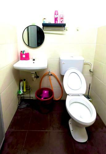 St2166 Arfa Homestay
